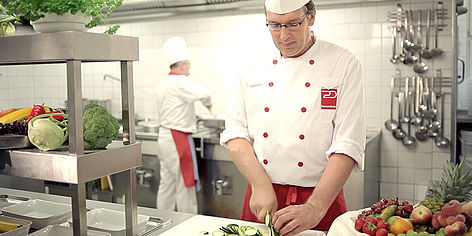 Die hauseigene Küche bietet gesunde Ernährung im Pflegeheim berlin Lichtenberg